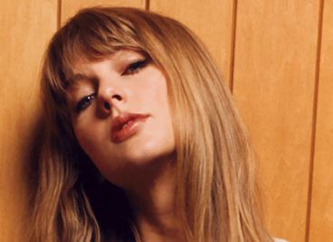 Тейлър Суифт ни кани в сънищата си с &quot;Midnights&quot;