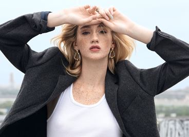 Блейзърът и всички начини как да го носим този сезон