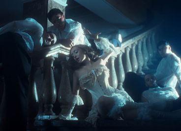 Дара Екимова възпява лекотата на живота