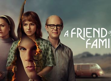 Джейк Лейси и Колин Ханкс искат да гледате &quot;A Friend of the Family&quot;