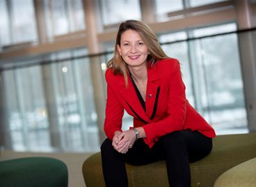 Евродепутатът Цветелина Пенкова за живота между Брюксел и София