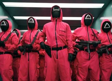 Дейвид Финчър ще режисира спин-оф на &quot;Squid Game&quot; за Netflix