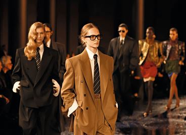 Всички големи S/S 2025 тенденции, които ще властват тази година