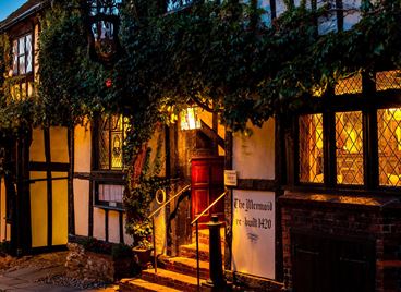 Това са &quot;най-добрите&quot; обладани хотели в цяла Европа