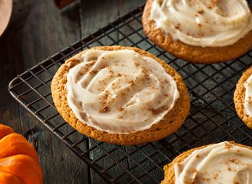 Меки тиквени бисквитки с канела и индийско орехче