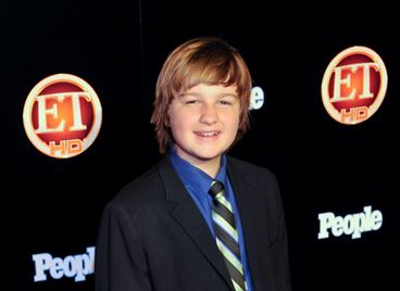 Джейк от &quot;Двама мъже и половина&quot; е неузнаваем