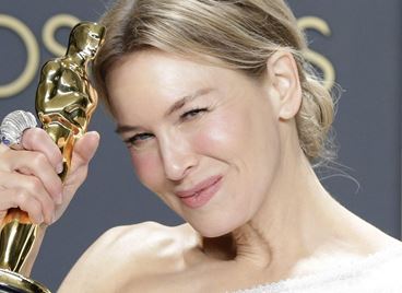 Рене Зелуегър потвърди новата си връзка в Instagram