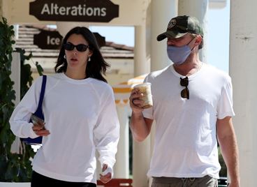 Официално е! Лео ди Каприо и Витория Черети са заедно