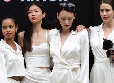 Още street style попадения от Седмицата на модата