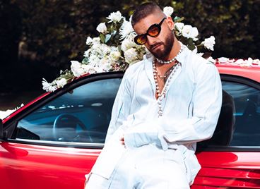 Малума дебютира и като режисьор