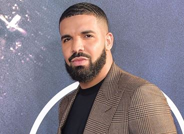 Дрейк пуска на пазара свещ с аромат на ДРЕЙК