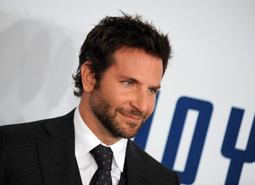 Брадли Купър в нова романтична връзка