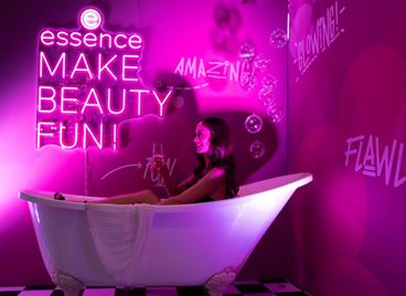 Не е магия, а грим… защото красотата може да бъде забавна!