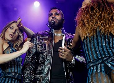 Джейсън Деруло идва в България през 2022 г.