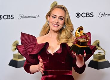 Адел спря концерт, за да се погрижи за фен