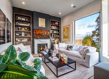 На гости в дома на Никол Шерцингер