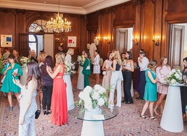 Biologique Recherche ни потопи в магията на Франция