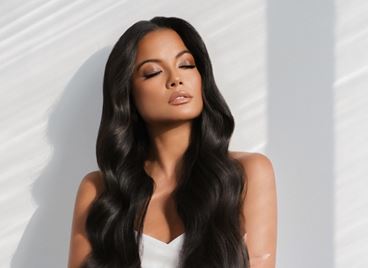 Glam, мекота и деликатна женственост са трендовете при косите за AW 2025/26