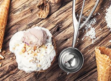 Веган кокосов сладолед, готов за по-малко от 20 минути