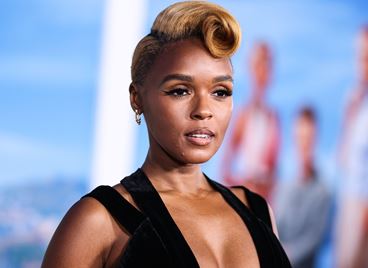 Джанел Моне ни дава урок по екстравагантен стил