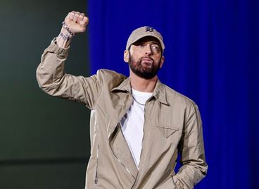 Еминем с първа публична връзка от 2006 г. насам