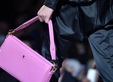 Анархичен блясък от Vivienne Westwood и Андреас Кронталер