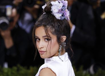 Старо видео на Камила Кабейо стана viral, тя отвърна на подигравките с хумор