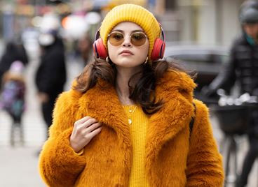 Селена Гомес: &quot;Мисля, че повечето ми връзки бяха прокълнати&quot;