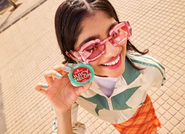 So juicy, so you! Добре дошла в най-сочната бюти вселена на essence