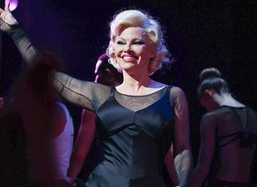 Памела Андерсън дебютира на Бродуей и спечели сърцата на всички