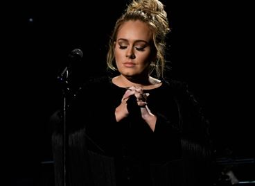 Адел най-накрая се завръща с нова музика
