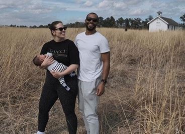 Шокирана, но щастлива, Ашли Греъм очаква близнаци