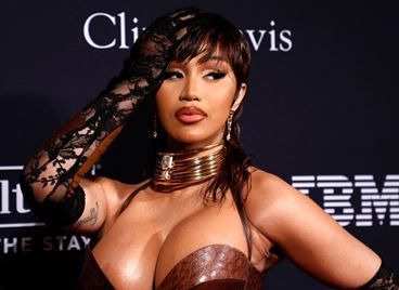 Защо &quot;WAP&quot; на Карди Би не стигна до &quot;Грами&quot;?