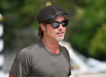 Брад Пит вече е скулптор