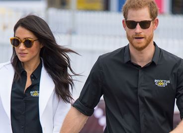 Бъкингамският дворец продължава разследването си за Меган Маркъл