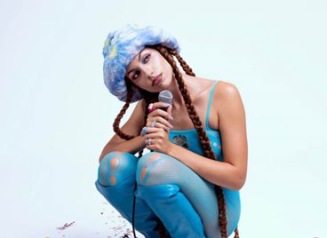 Darsy: Музикално пътешествие с допамин, нови предизвикателства и мечти за сцената на Уест Енд