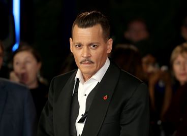 Джони Деп се завърна за Dior Sauvage