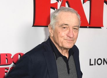 Робърт де Ниро посрещна седмо дете