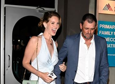 Лана Дел Рей показа мъжа до себе си