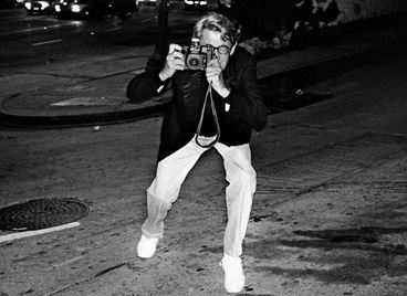 Прецизното и интелигентно наследство на Хелмут Нютън