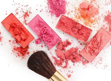 Как да се гримирате така, че да пазите кожата си през зимата?