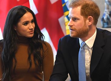 Кралското семейство вече се подготвя за мемоарите на Хари