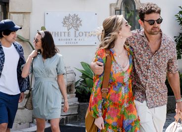 Стягайте куфарите, защото вторият сезон на &quot;Белият лотос&quot; е страхотен