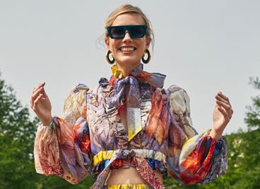 Игра на принтове &amp; цветове в градския уикенд