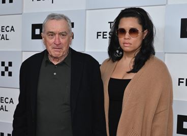 Приятелката на Робърт де Ниро за ужаса от парализата на лицето