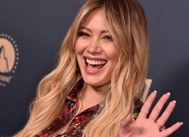 Хилари Дъф оглавява продължението на &quot;Как се запознах с майка ви&quot;