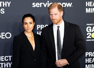 Хари и Меган бяха отличени с награда за хуманитарна дейност