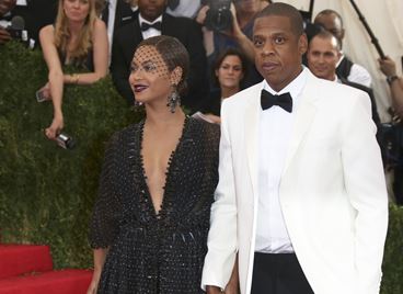 Бионсе и Джей Зи отпразнуваха 13 години от сватбата си