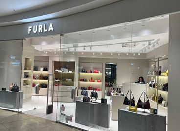 Обновеният магазин на FURLA отвори врати