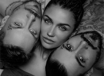 Диляна Попова е музата в новото видео на Pavell &amp; Venci Venc’